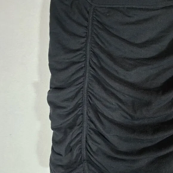 Athleta women's shorts, black, gently used, size Small, athletic fit - Picture 10 of 11